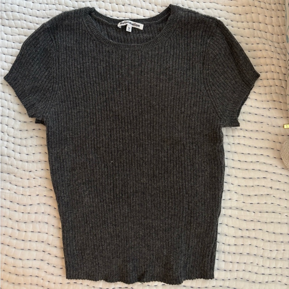 Reformation Cashmere knit tee XS